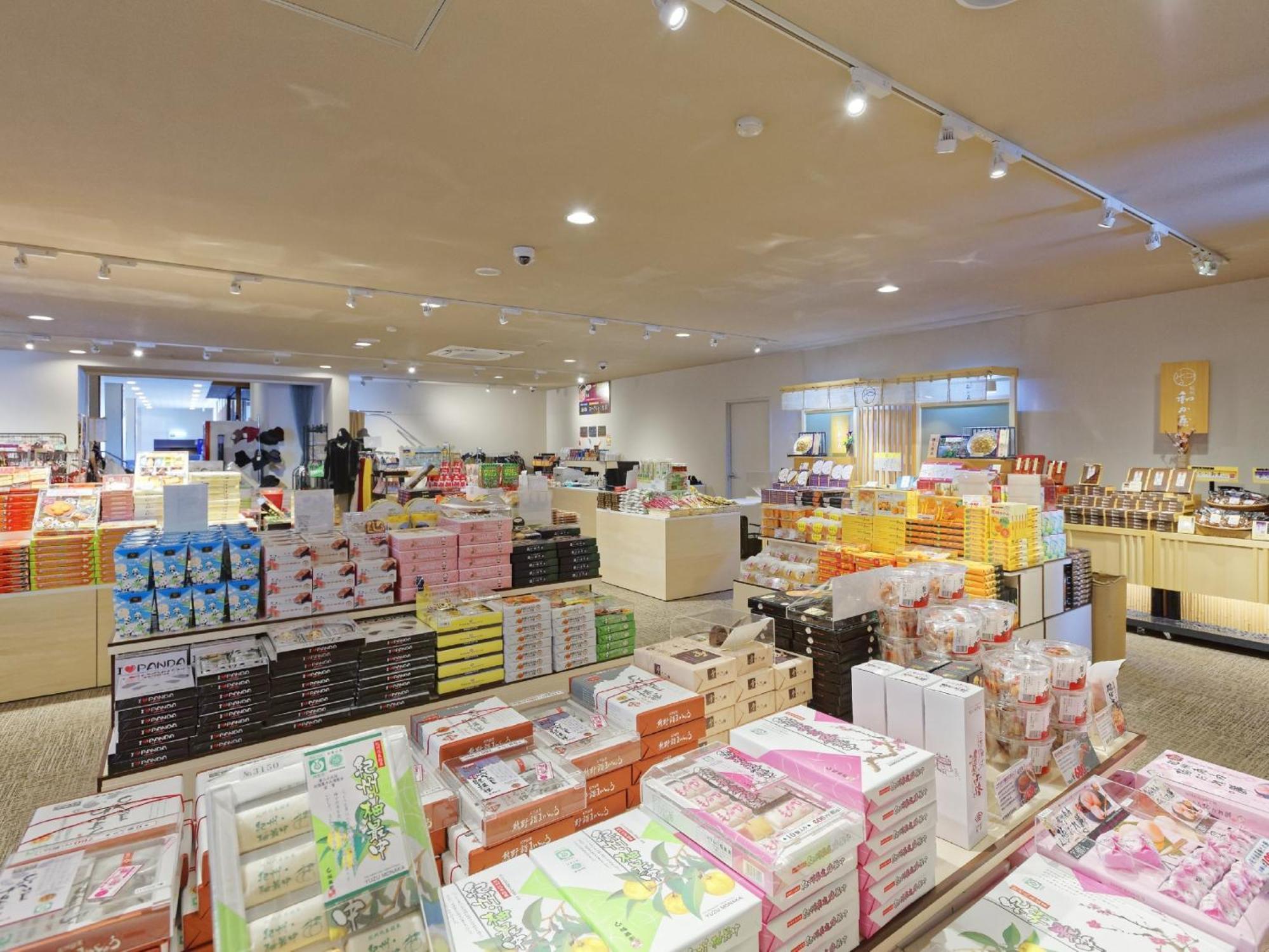 Ooedo Onsen Monogatari Premium Shirahama Saichoraku Exterior foto